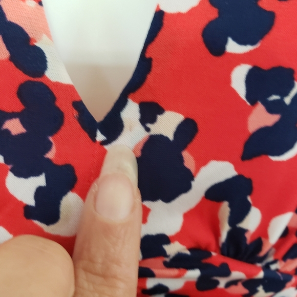 Vince Camuto Red and Black Patterned Midi Dress - Picture 5 of 12